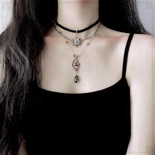 Faux Crystal Pendant Layered Lace Choker Black - One Size