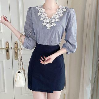 Lace-neckline Stripe Blouse