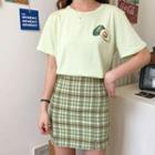 Short-sleeve Avocado Print T-shirt / Plaid A-line Mini Skirt