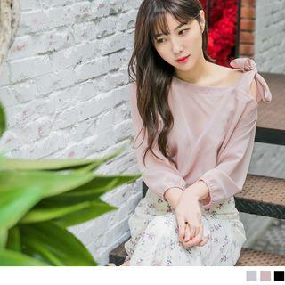 One Shoulder 3/4 Sleeve Top