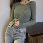 Plain U-neck Ribbed Knit Top