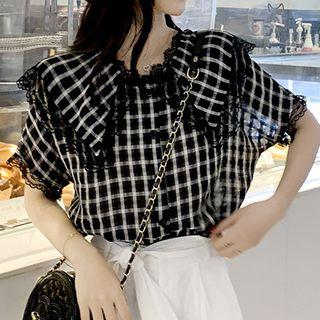 Short-sleeve Lace Trim Plaid Top