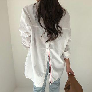 Hidden-button Slit-back Shirt