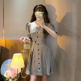 Short-sleeve Button-up Pleated A-line Dress