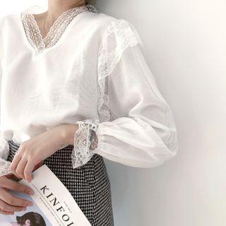 Lace V-neck Loose-fit Chiffon Blouse