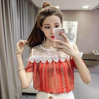 Lace Trim Cold Shoulder Printed Short-sleeve Top
