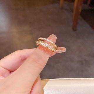 Rhinestone Ring J638 - Gold - One Size