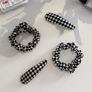Check Scrunchie / Hair Clip