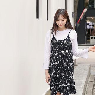 Set: T-shirt + Spaghetti-strap Floral Dress