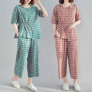 Set: Short-sleeve Plaid Top + Crop Straight Leg Pants