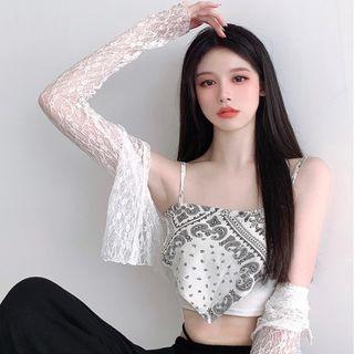 Lace Cropped Jacket / Paisley Print Cropped Camisole Top