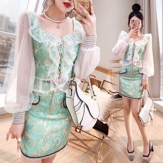 Set: Puff-sleeve Print Blouse + Mini Skirt
