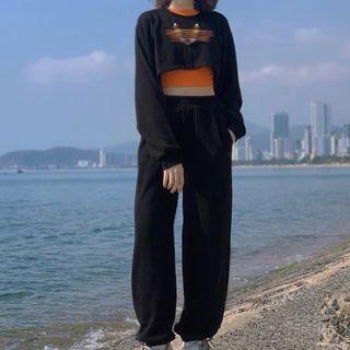 Lettering Cropped Sweatshirt / Harem Pants