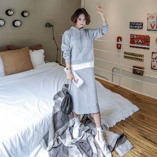 Set: Layered-hem Hooded Top + Band-waist Skirt