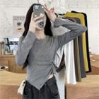 Twisted Irregular Hem Cropped T-shirt