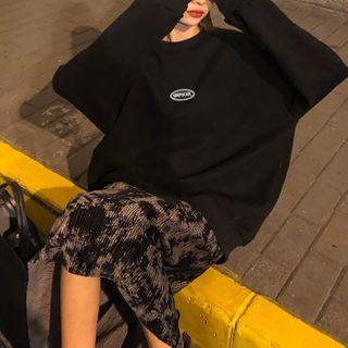 Fleece Sweatshirt / Tie-dye Skirt