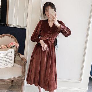 Long-sleeve Crinkled Midi A-line Velvet Dress