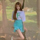 Elbow-sleeve Lettering T-shirt / Pencil Skirt