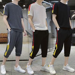 Set: Short-sleeve Contrast Trim T-shirt + Cropped Sweatpants