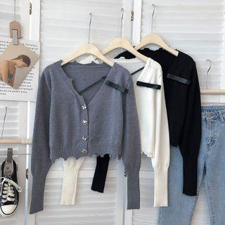 Flower Trim V-neck Cropped Long-sleeve Knit Top
