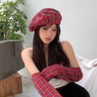 Plaid Beret Hat / Arm Sleeve / Set