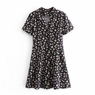 Short-sleeve Open-collar Floral Print Mini A-line Dress