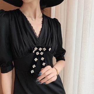 Bow Accent Short-sleeve Midi Sheath Dress
