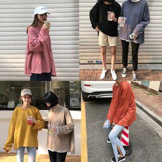Plain Round-neck Loose-fit Sweatshirt