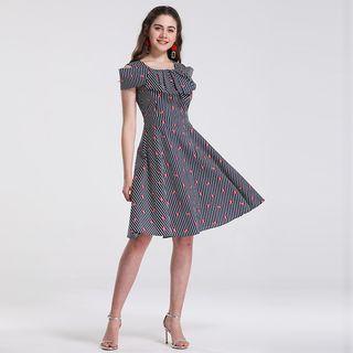 Lips Print Striped Short-sleeve A-line Dress
