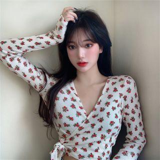 Side-tie V-neck Floral Print T-shirt As Shown In Figure - One Size