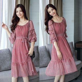 Off Shoulder Plaid 3/4 Sleeve Midi Dress