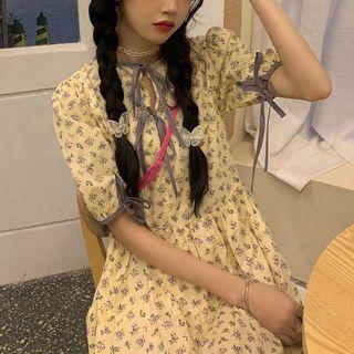 Short-sleeve Floral Midi A-line Dress Beige - One Size