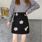 Embroidered Mini Fitted Woolen Skirt