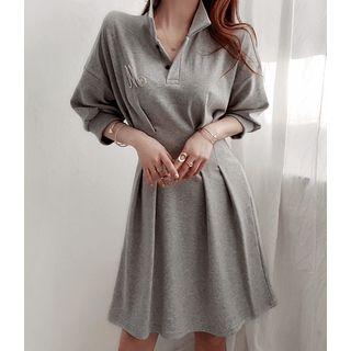 Collared Pintuck-waist Dress