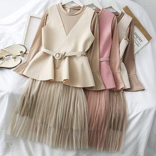 Set: Mesh-hem T-shirt Dress + Vest With Belt