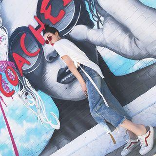 Short-sleeve Side-slit T-shirt