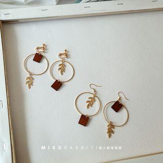 Metallic Hoop Clip-on Earring