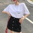 Elbow-sleeve Contrast Trim T-shirt / Sequined Mini Skirt