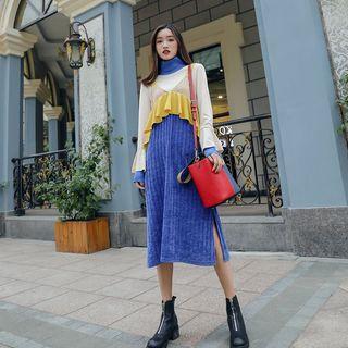 Set: Long-sleeve Turtleneck Knit Top + Sleeveless Color Block Midi Knit Dress