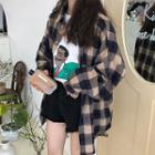 Long-sleeve Plaid Shirt / Short-sleeve Printed T-shirt