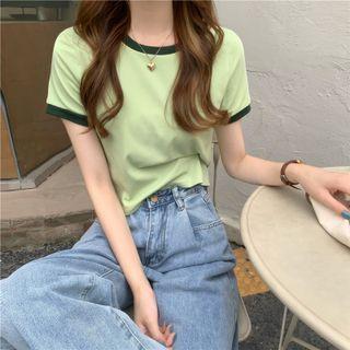 Round-neck Two Tone Cropped Top