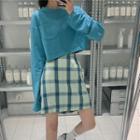 Pocket Detail Long-sleeve T-shirt / Plaid A-line Skirt