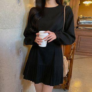 Pleated-hem Wool Blend Dress With Sash
