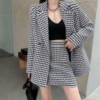 Set: Patterned Blazer + A-line Skirt