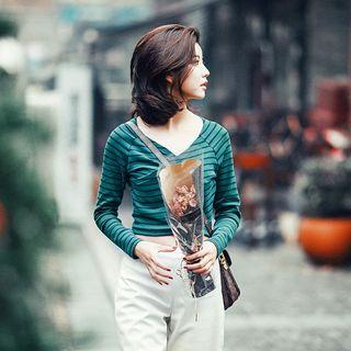 V-neck Striped Cropped Long-sleeve T-shirt