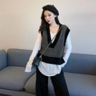 Plain V-neck Long-sleeve Loose-fit T-shirt / Pattern Knit Vest