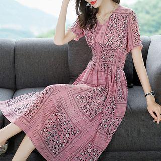 Leopard Print Short-sleeve A-line Midi Chiffon Dress