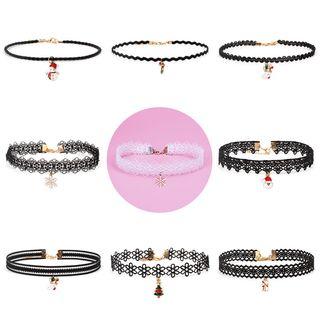 Christmas Choker