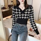 Color-block Plaid V-neck Long-sleeve Knit Top As Shown In Figure - One Size