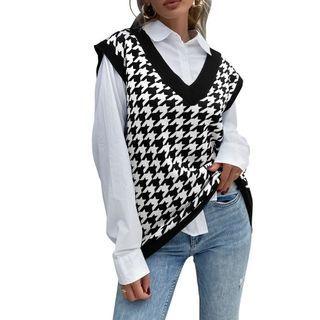 V-neck Houndstooth Print Knit Vest